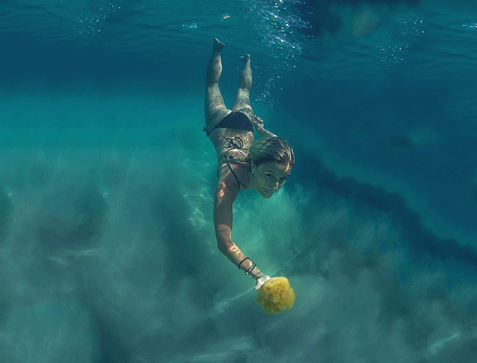 Diving With Sponges As the Extraordinary Team Building in Croatia Experience